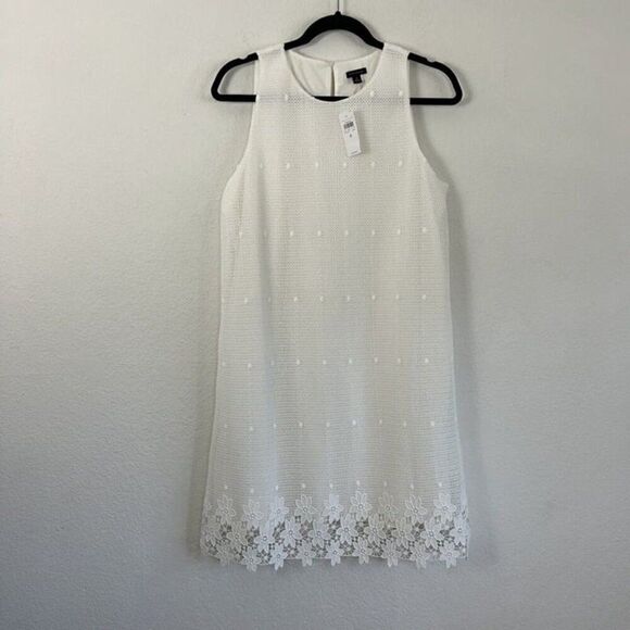 Ann Taylor NWT Size 8 White Sleeveless Embroidered Floral Lace Sheath Dress - Picture 1 of 10